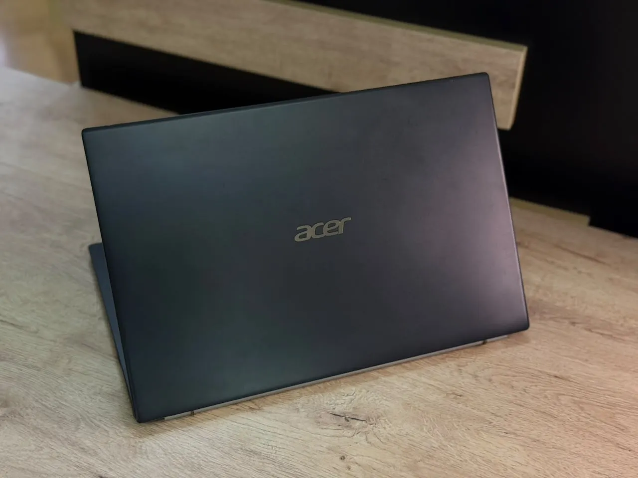 Acer Core i3 noutbuk — şəkil 2