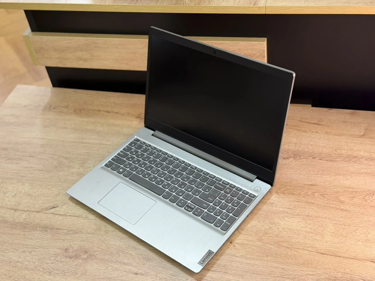 Lenovo IdeaPad — şəkil 1