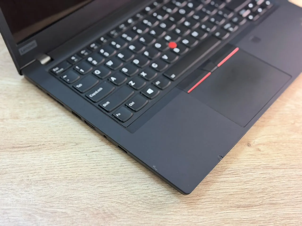 Lenovo ThinkPad T490 — şəkil 5