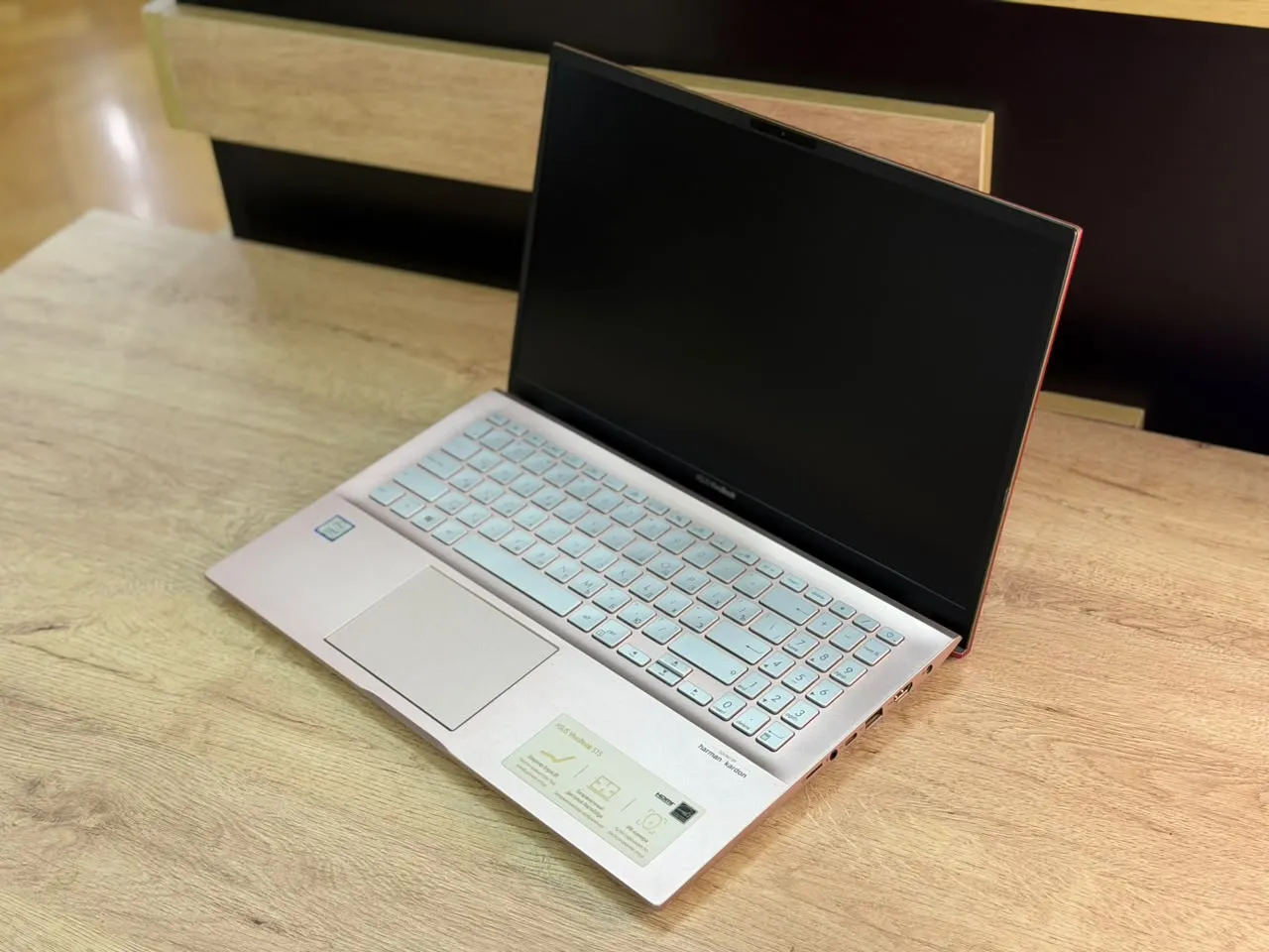 ASUS VivoBook — şəkil 3