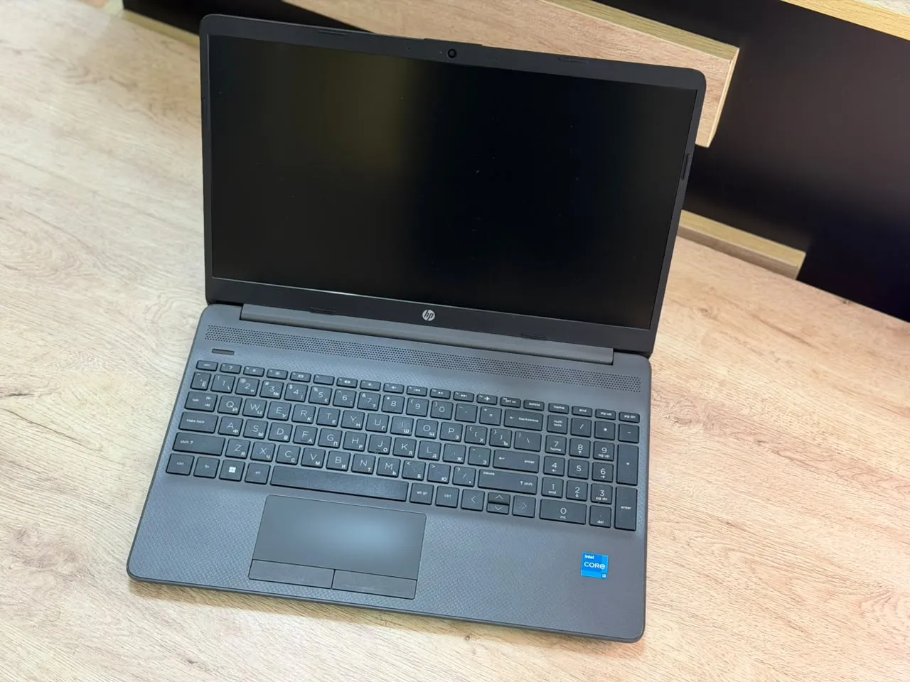 HP Core i3 noutbuk — şəkil 3